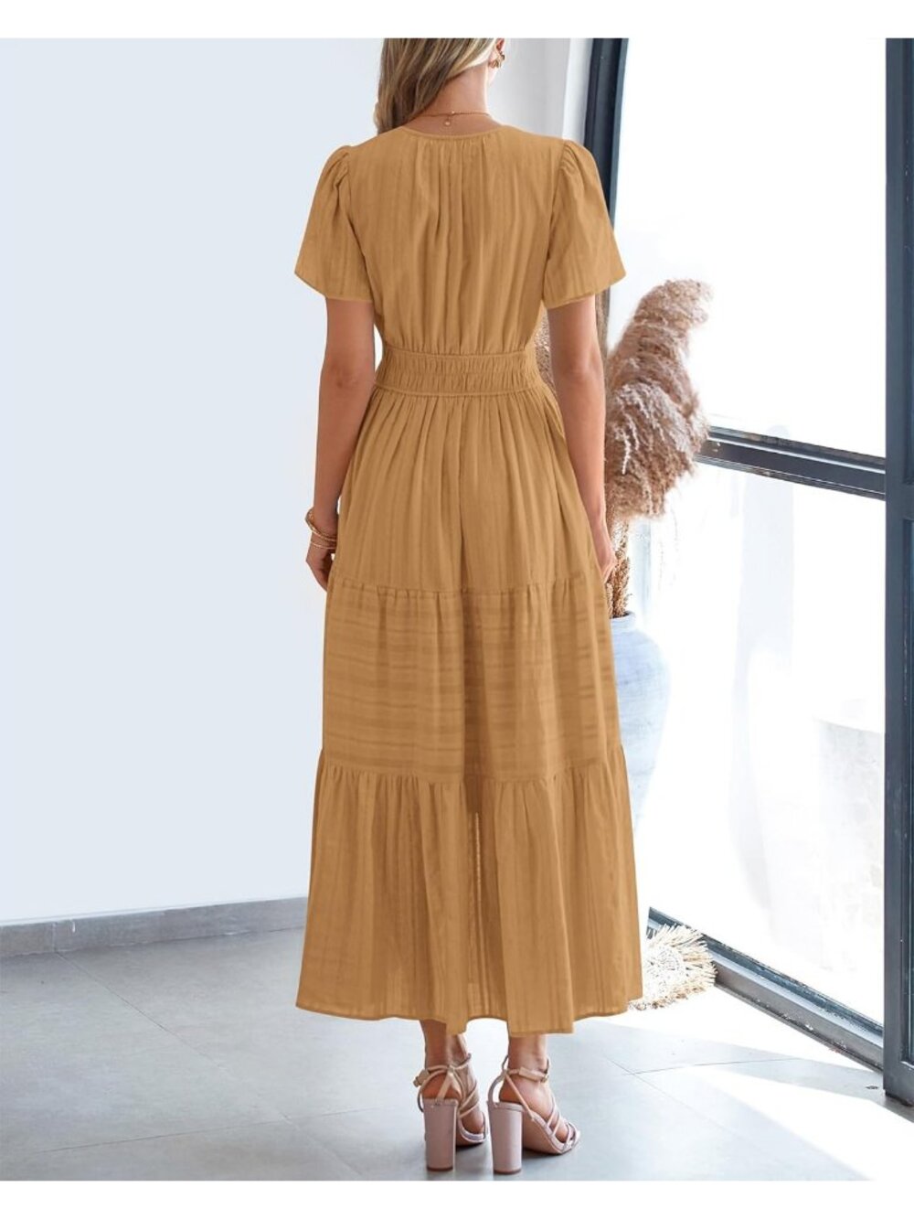 Women’s Khaki Sleeveless Maxi Dress Summer Beach Sundress with Pockets - Picture 3 of 6